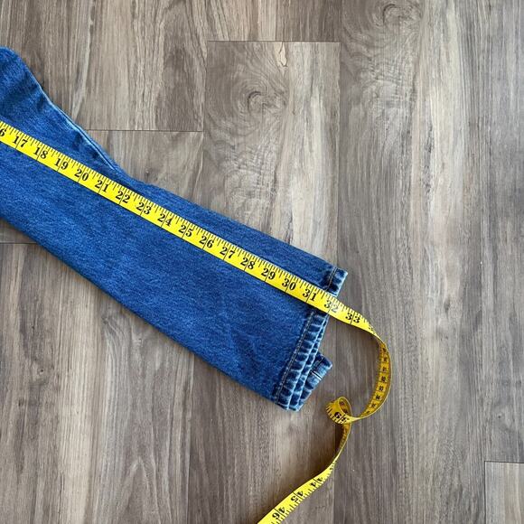 Levis 501 Jeans Mens Size 36x32 Blue Straight Button Fly Medium Wash Denim Worn - Picture 12 of 12